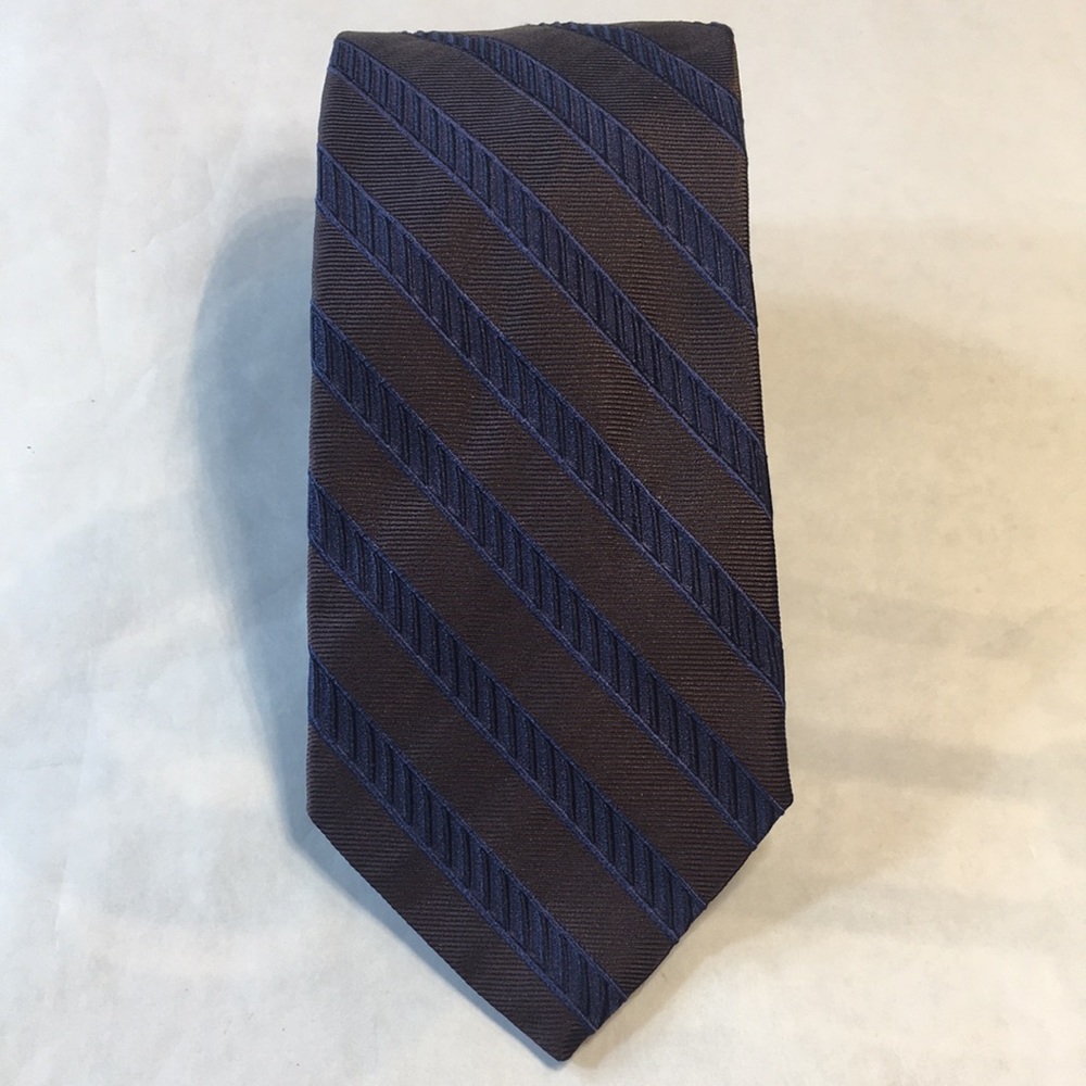 Beautiful Faconnable dark brown with dark blue diagonal stripes, 100% silk tie.